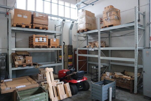 13#6078 Scaffalature e magazzino di rotori e statori in vendita - foto 17