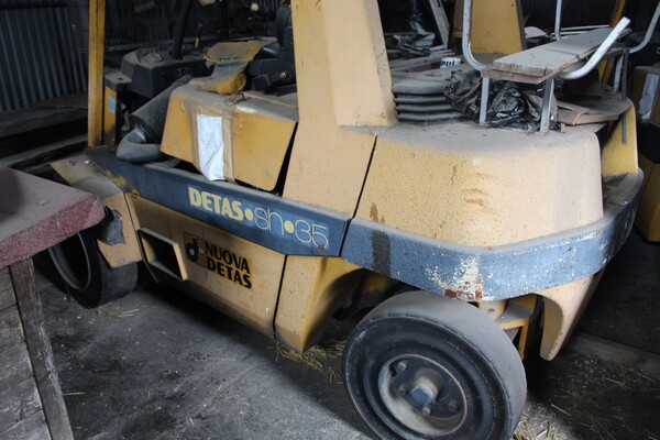 1#6085 Carrello elevatore Nuova Detas Robustus e sega a nastro CMC in vendita - foto 9