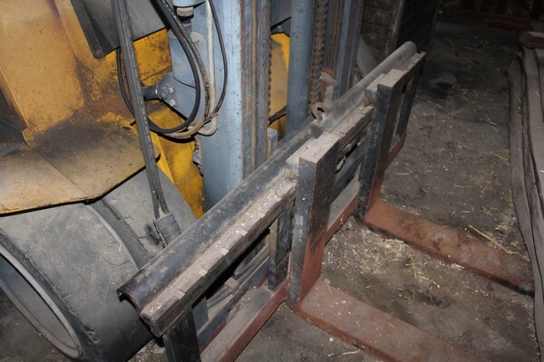1#6085 Carrello elevatore Nuova Detas Robustus e sega a nastro CMC in vendita - foto 14