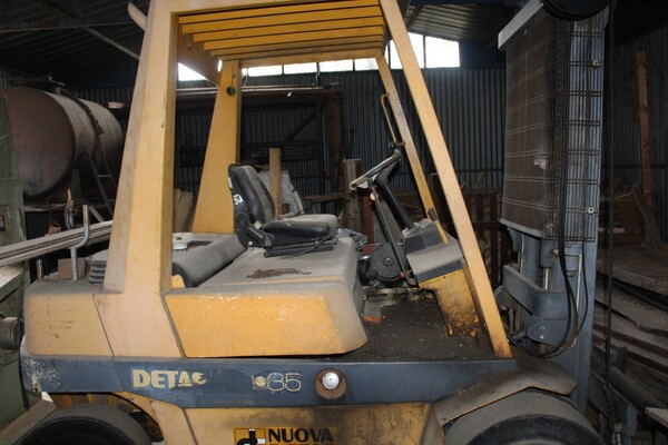 1#6085 Carrello elevatore Nuova Detas Robustus e sega a nastro CMC in vendita - foto 16