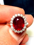 Immagine 4 - Anello Cocktail rubino e diamanti - Lotto 1 (Asta 6097)