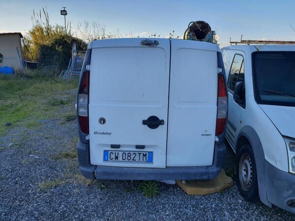 10#6105 Automobile Fiat Doblò in vendita - foto 2