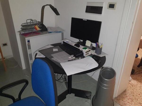 15#6105 Arredo Ufficio attrezzatura elettronica in vendita - foto 3