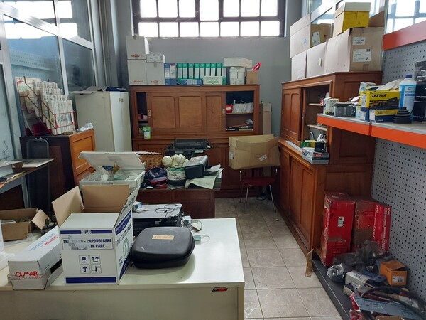 1#6107 Attrezzature da officina e gomme Michelin in vendita - foto 5