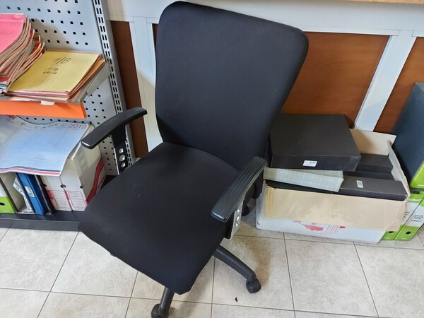1#6107 Attrezzature da officina e gomme Michelin in vendita - foto 33