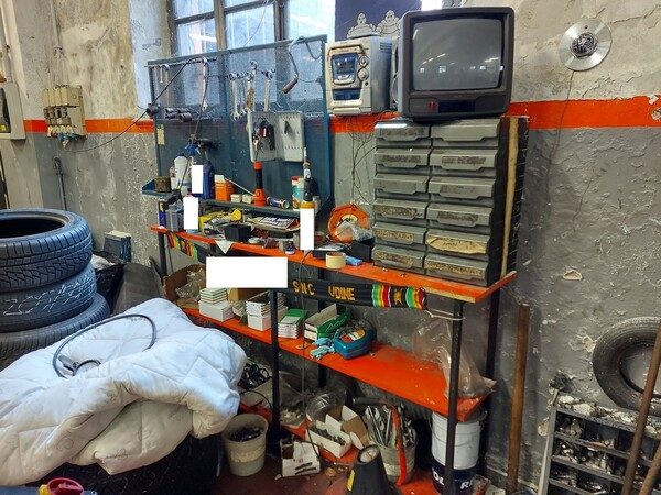 1#6107 Attrezzature da officina e gomme Michelin in vendita - foto 80