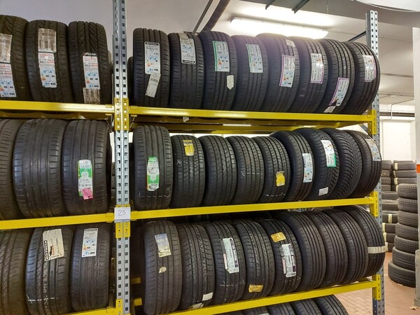 1#6107 Attrezzature da officina e gomme Michelin in vendita - foto 104