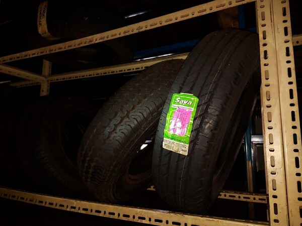 1#6107 Attrezzature da officina e gomme Michelin in vendita - foto 125