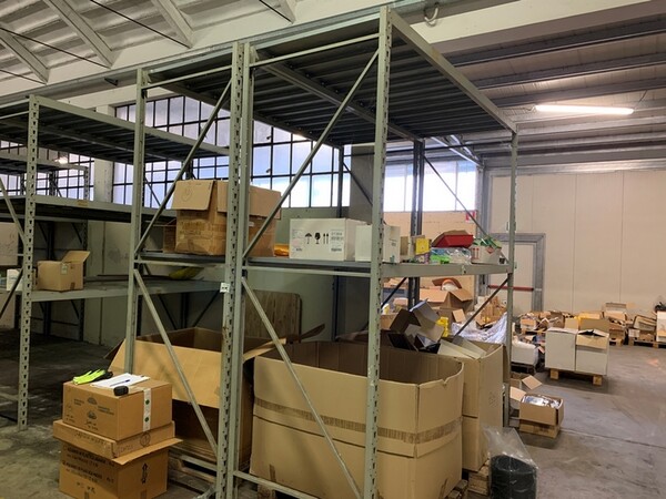 Logistica in vendita