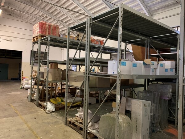 Logistica in vendita