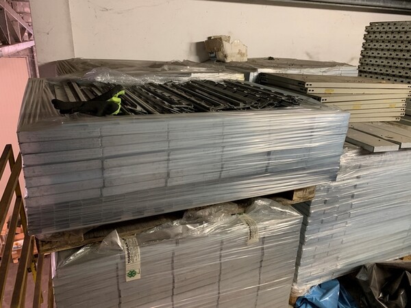 78#6109 Scaffalature smontate in vendita - foto 2
