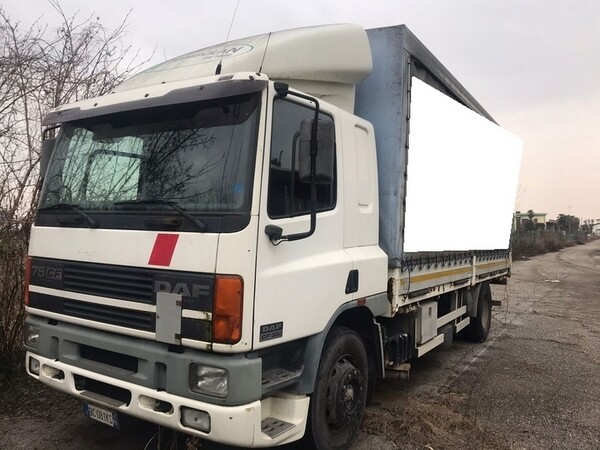 90#6109 Autocarro DAF in vendita - foto 2