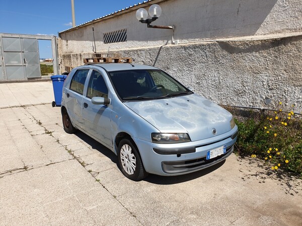 9#6117 Autovettura Fiat Punto in vendita - foto 1