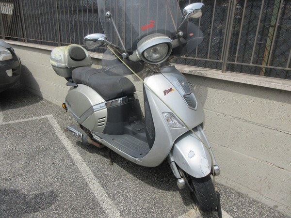 1#6120 Autocarro Mercedes e Motociclo Lambretta in vendita - foto 1