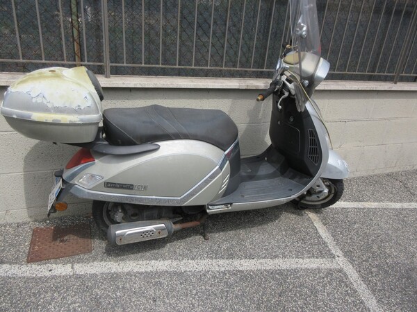 1#6120 Autocarro Mercedes e Motociclo Lambretta in vendita - foto 10