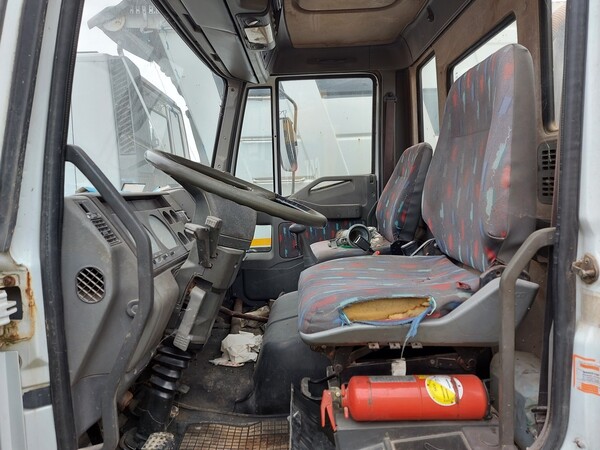 13#6125 Autocarro con cisterna in vendita - foto 4
