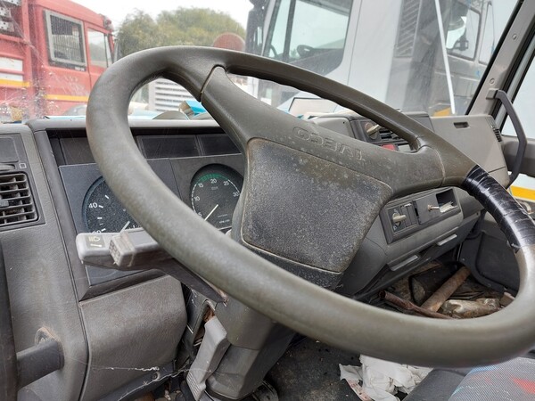 13#6125 Autocarro con cisterna in vendita - foto 5