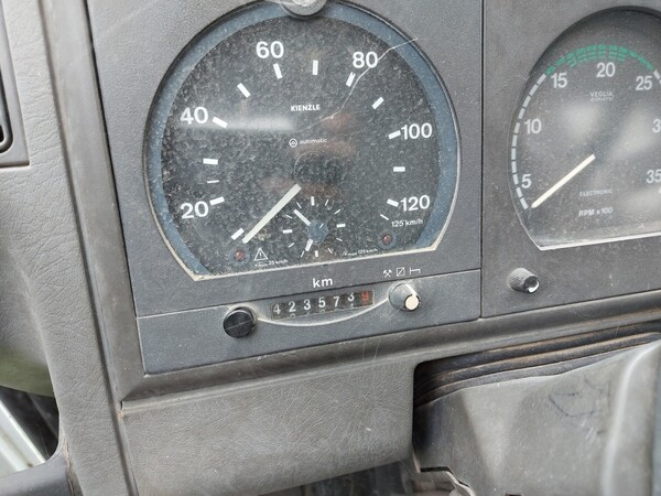 13#6125 Autocarro con cisterna in vendita - foto 7