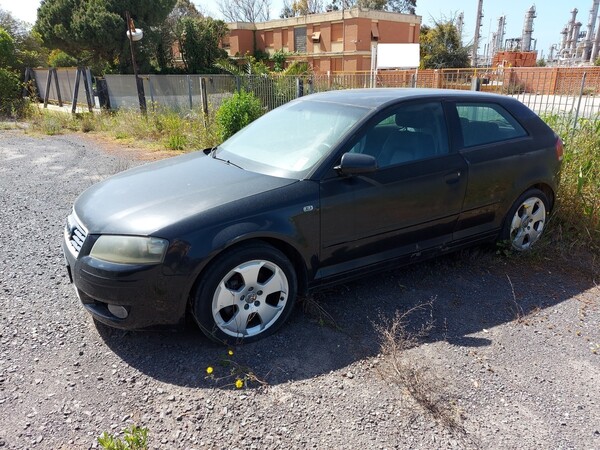 50#6127 Autovettura Audi A2 in vendita - foto 1