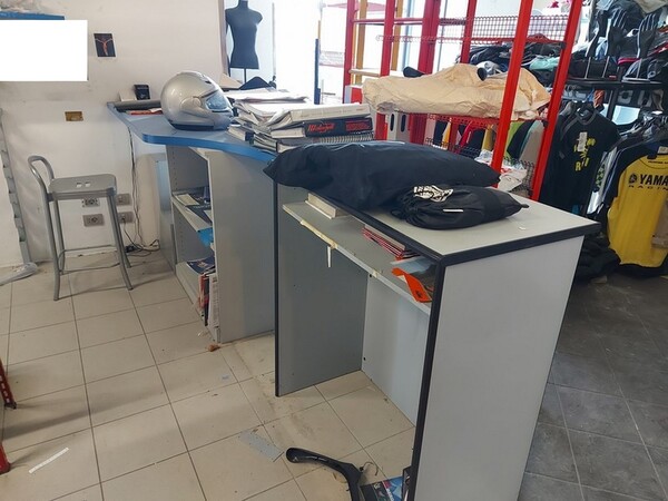 1#6138 Arredi ed attrezzature da ufficio in vendita - foto 37