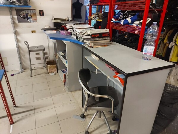 1#6138 Arredi ed attrezzature da ufficio in vendita - foto 58