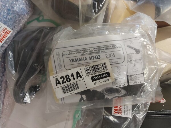 4#6138 Ricambi e accessori per moto Ferodo e Yamaha in vendita - foto 45