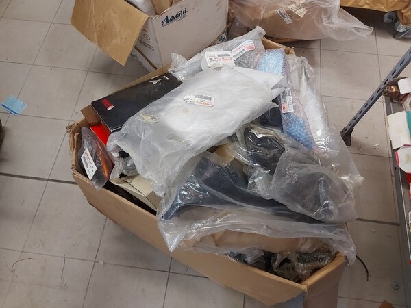 4#6138 Ricambi e accessori per moto Ferodo e Yamaha in vendita - foto 48
