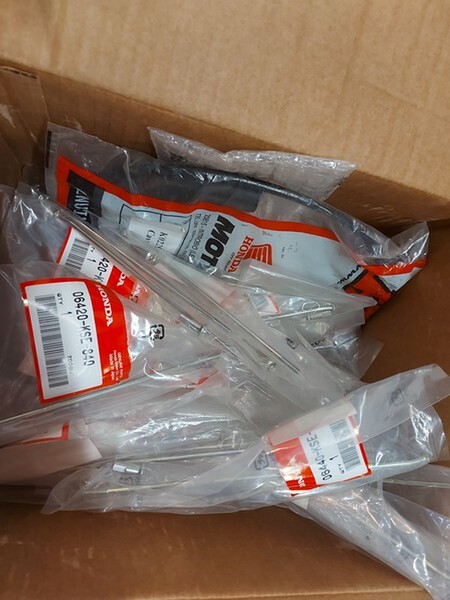 4#6138 Ricambi e accessori per moto Ferodo e Yamaha in vendita - foto 60