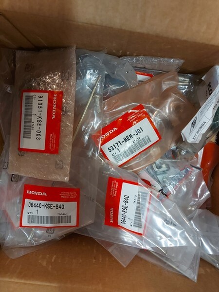 4#6138 Ricambi e accessori per moto Ferodo e Yamaha in vendita - foto 63