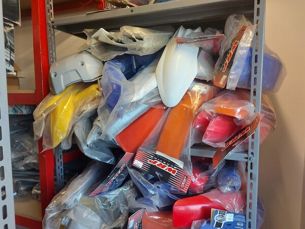 4#6138 Ricambi e accessori per moto Ferodo e Yamaha in vendita - foto 85