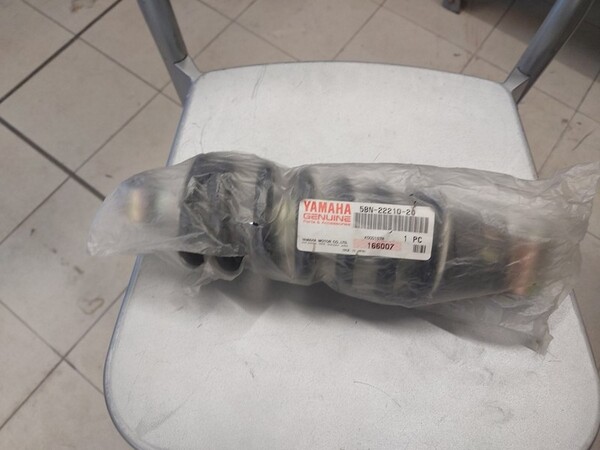 4#6138 Ricambi e accessori per moto Ferodo e Yamaha in vendita - foto 99
