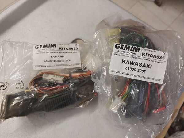 4#6138 Ricambi e accessori per moto Ferodo e Yamaha in vendita - foto 141