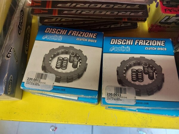 4#6138 Ricambi e accessori per moto Ferodo e Yamaha in vendita - foto 214