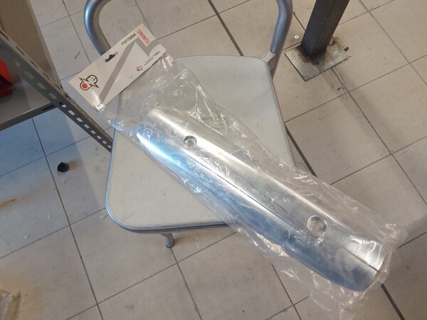 4#6138 Ricambi e accessori per moto Ferodo e Yamaha in vendita - foto 217