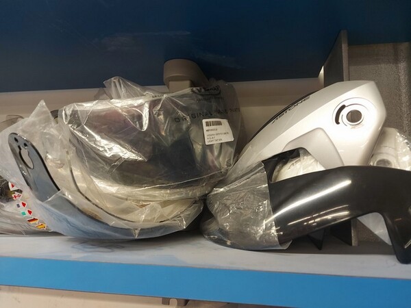 4#6138 Ricambi e accessori per moto Ferodo e Yamaha in vendita - foto 240