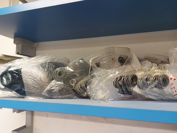 4#6138 Ricambi e accessori per moto Ferodo e Yamaha in vendita - foto 241