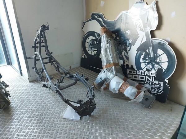 4#6138 Ricambi e accessori per moto Ferodo e Yamaha in vendita - foto 267