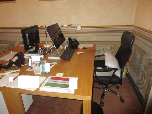 1#6140 Arredamento da ufficio in vendita - foto 20