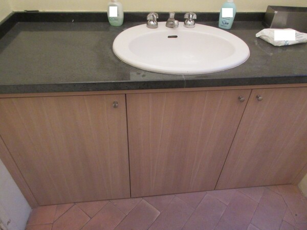 1#6140 Arredamento da ufficio in vendita - foto 52