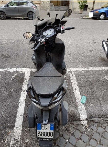 6#6140 Scooter Peugeot in vendita - foto 1