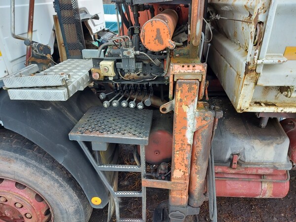 1#6148 Macchina operatrice semovente Mercedes Benz in vendita - foto 12