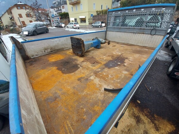 2#6148 Autocarro Ford Transit con cassone scarrabile in vendita - foto 19