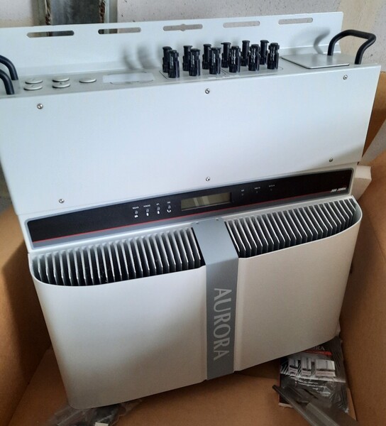 4#6149 Inverter fotovoltaici e materiale elettrico in vendita - foto 20