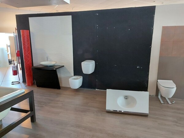 1#6152 Sanitari Dolomite e materiale idrotermosanitario in vendita - foto 2