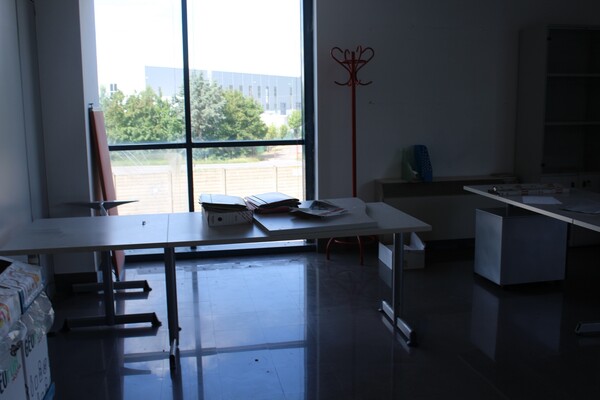 2#6155 Mobili e arredi da ufficio in vendita - foto 7
