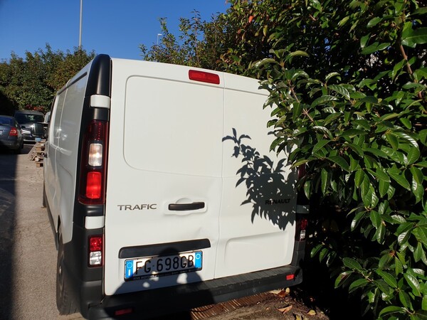 12#6164 Autocarro Renault Trafic in vendita - foto 3