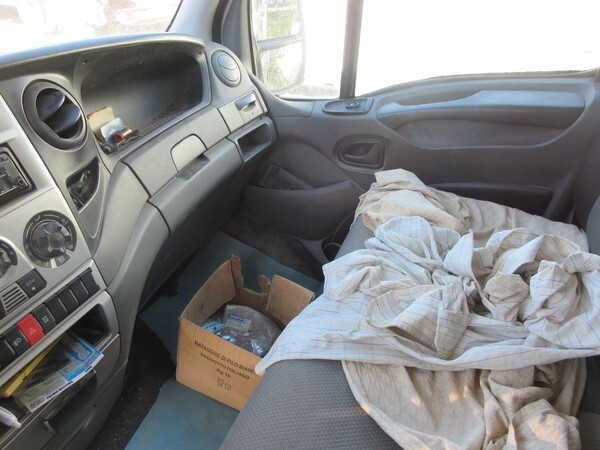 4#6166 Autocarro Iveco 35/E4 in vendita - foto 13