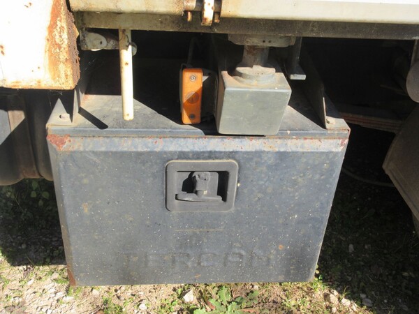 4#6166 Autocarro Iveco 35/E4 in vendita - foto 23