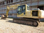 Image 1 - Komatsu PC210 excavator - Lot 9 (Auction 6166)