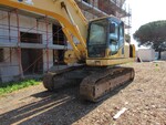Image 5 - Komatsu PC210 excavator - Lot 9 (Auction 6166)